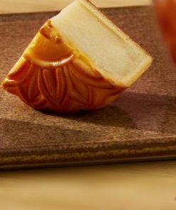 Bánh trung thu givral hạt sen